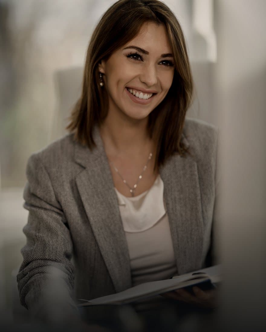 Mayara Soutto, Business Manager at Livex.